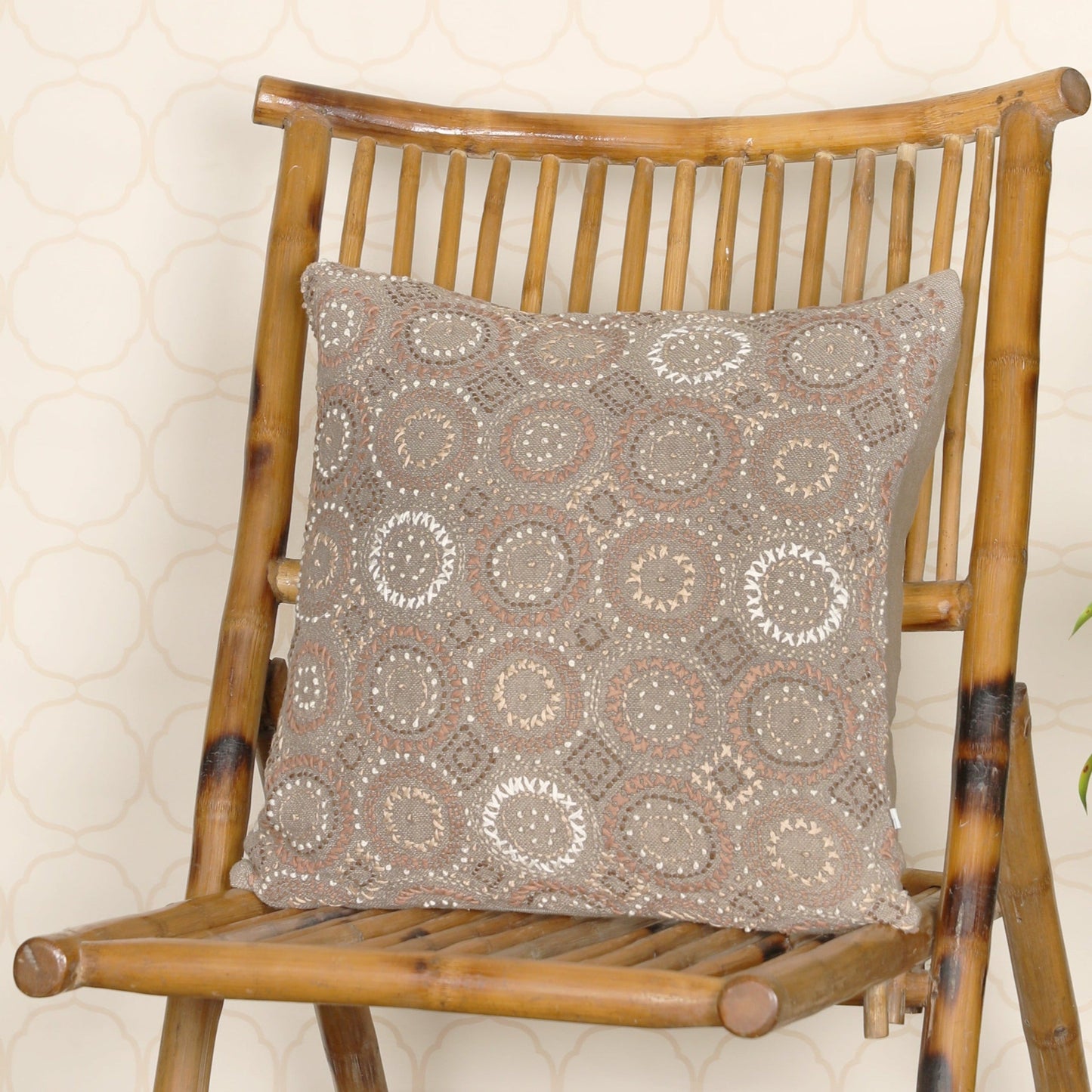 Wreath Cushion Cover