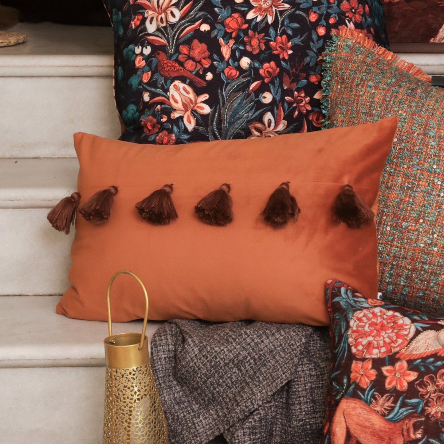 Noor Velvet Cushion