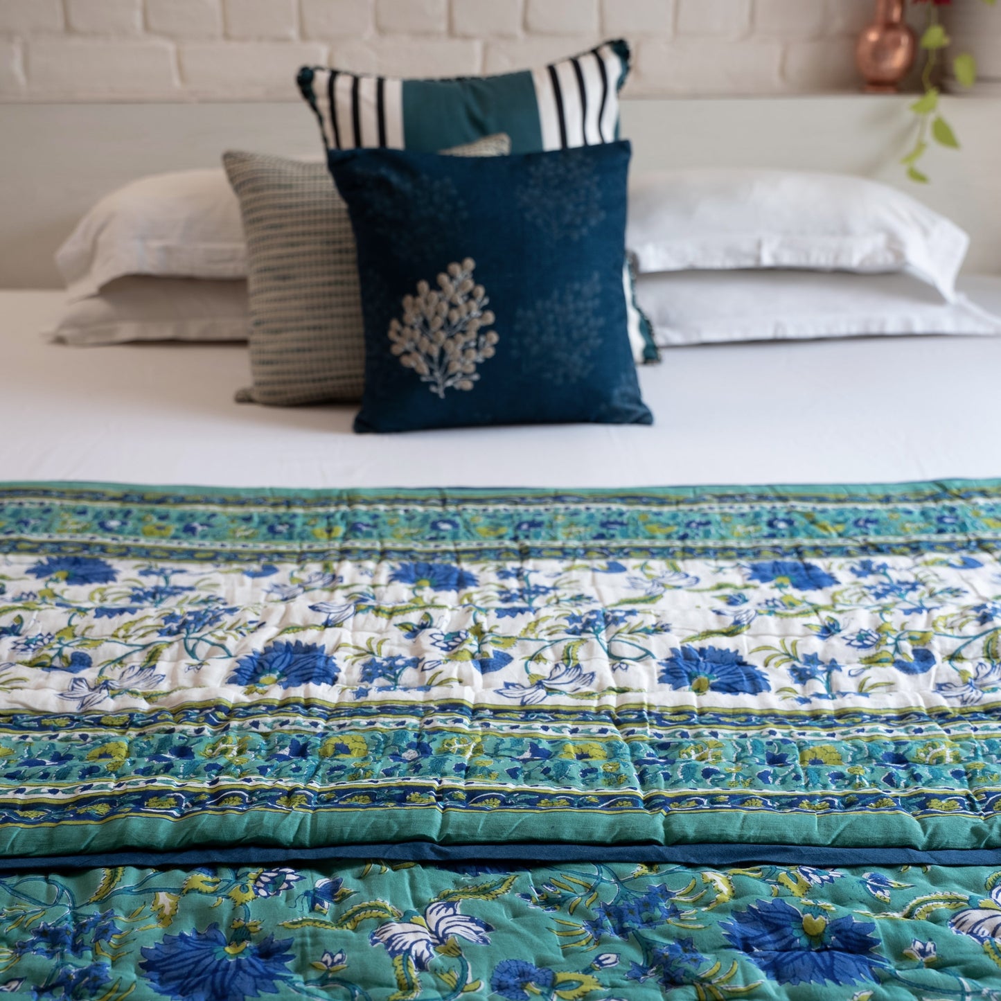 Aqua Blossom Dohar