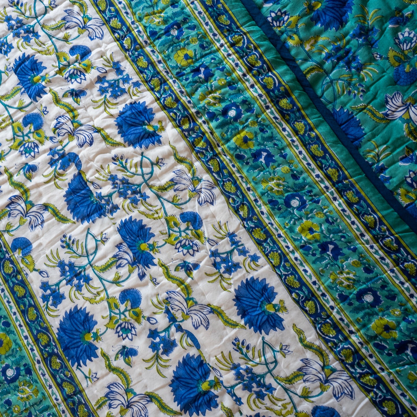 Aqua Blossom Dohar