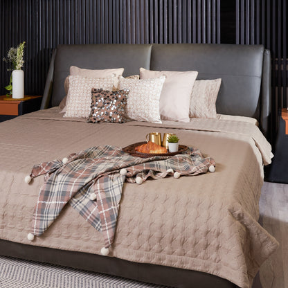Thea Velvet Bedcover