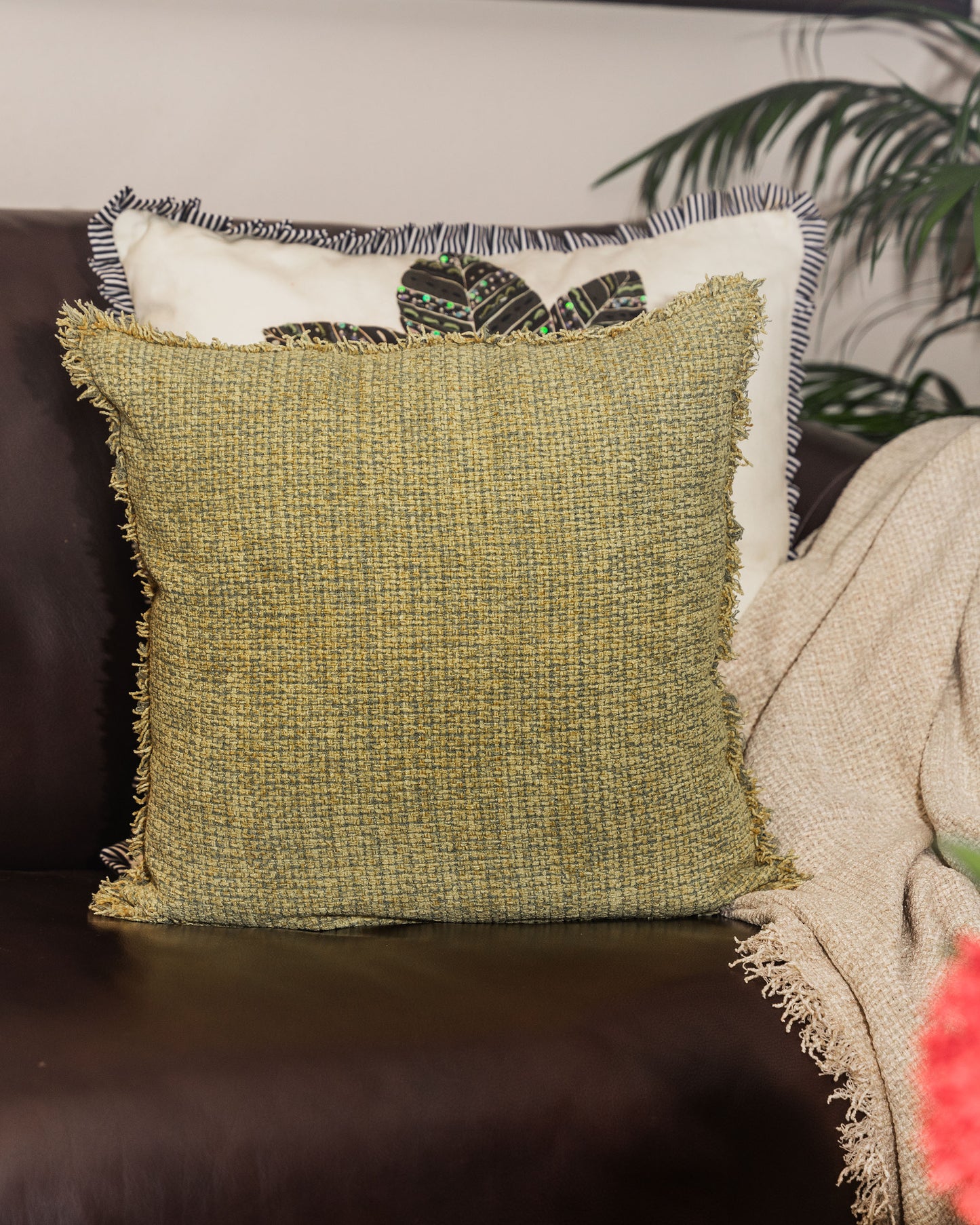 Oasis Off White Handwoven Throw