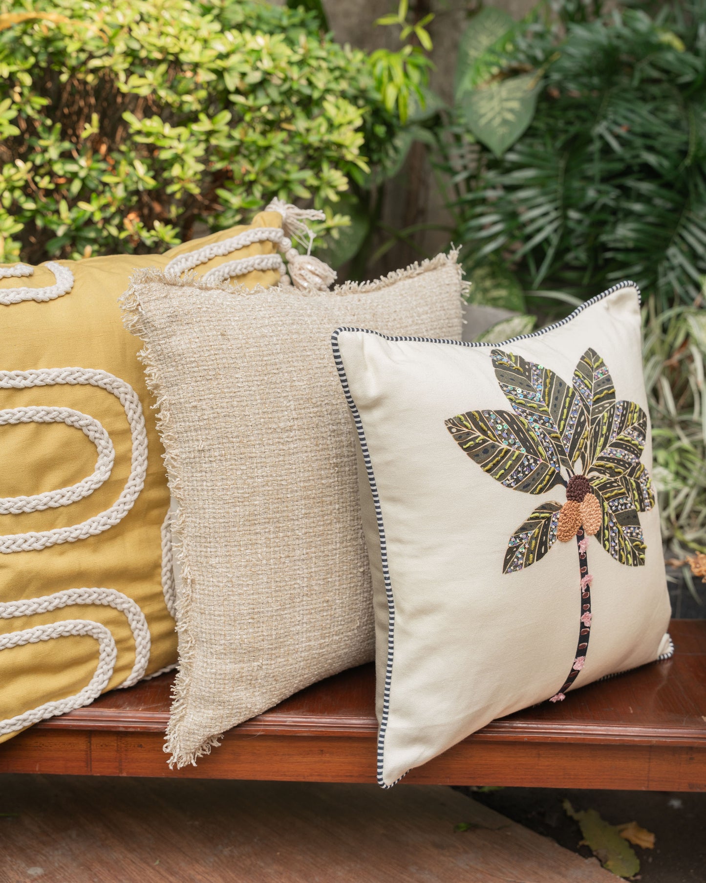 Nomad Off White Cushion Cover