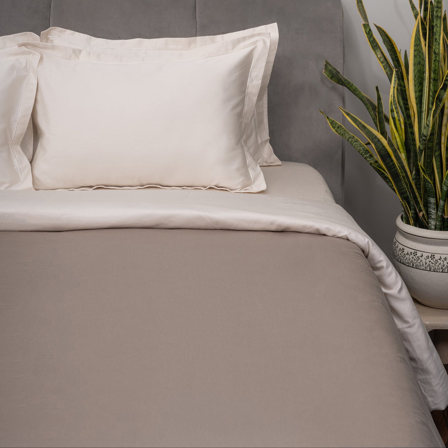 Irish Coffee and Brilliant White Duvet Covers
