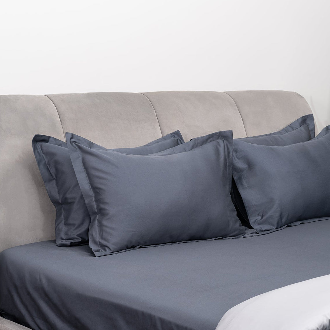 Carbon Diamond  Bedsheet