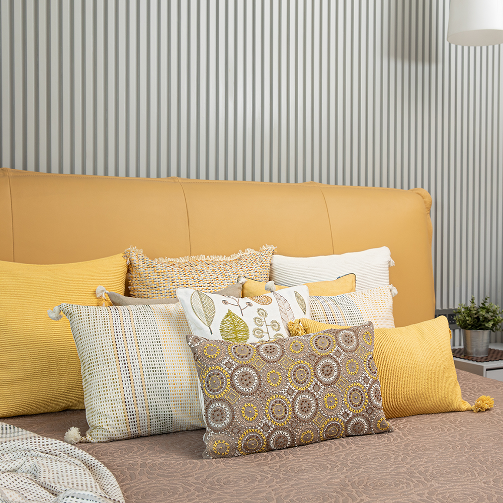 Wreath Cushion Cover.